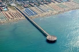 Il Pontile Holidays Apartment Marina di Pietrasanta Exterior photo