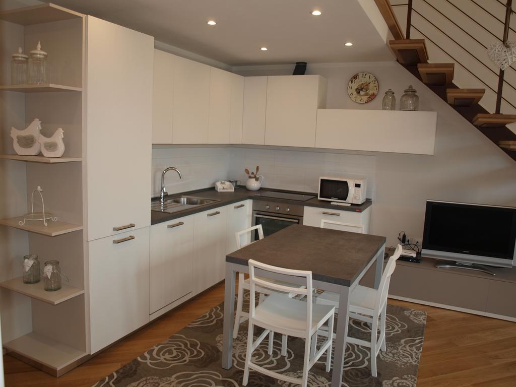 Il Pontile Holidays Apartment Marina di Pietrasanta Room photo